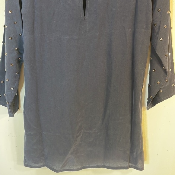 NWT. Club Monaco Small Kiki Silk Top With Hand Studded Chemise Eclipse Marine. - Picture 10 of 10